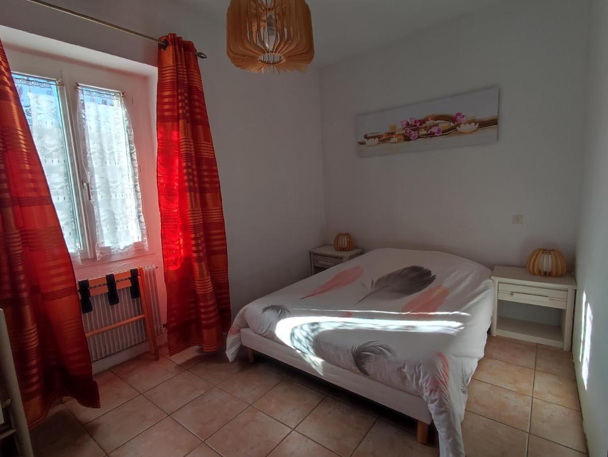 Auberge Lou Jas Soleilhas Exteriér fotografie