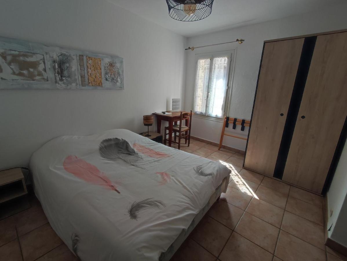 Auberge Lou Jas Soleilhas Exteriér fotografie