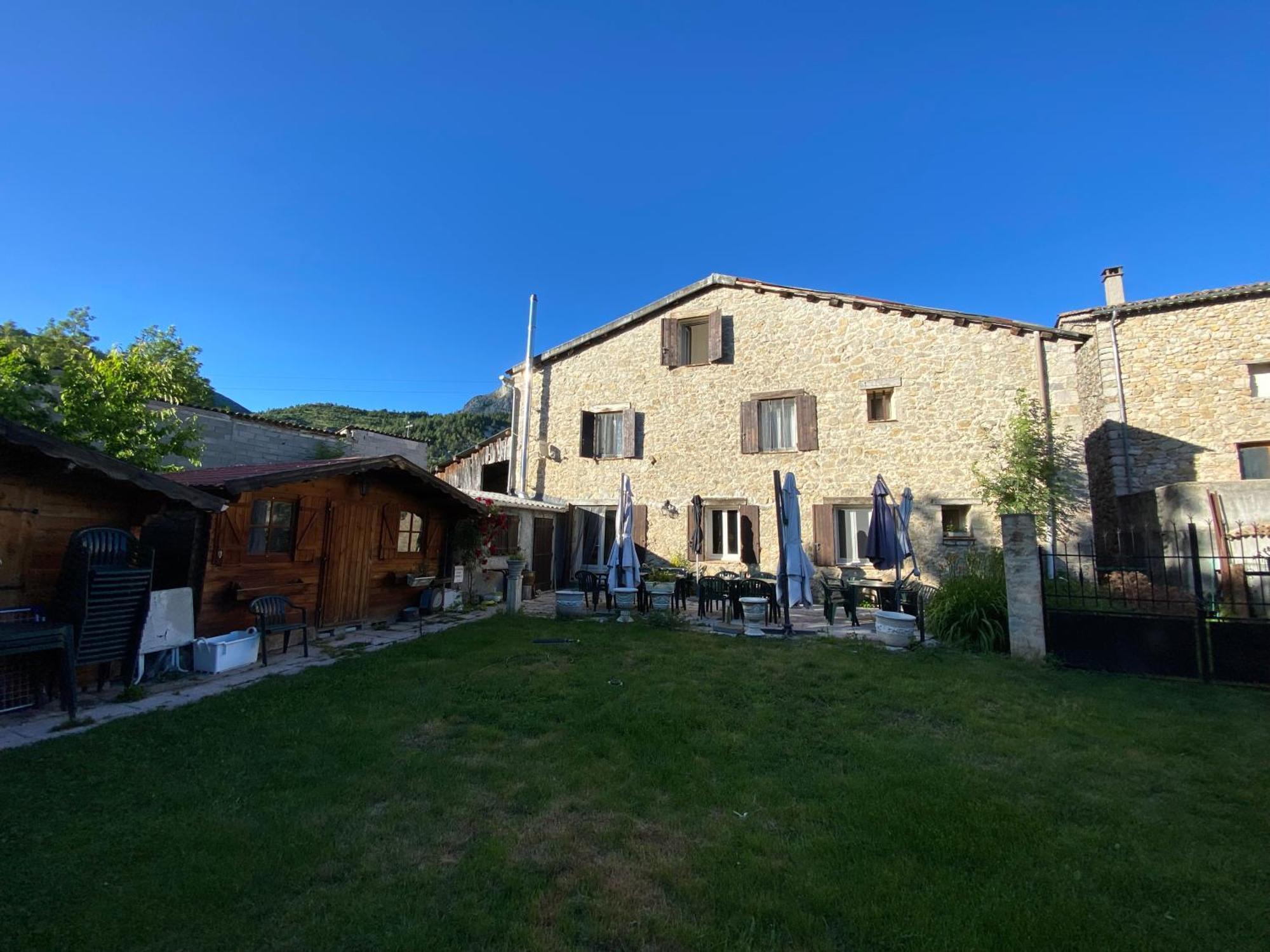 Auberge Lou Jas Soleilhas Exteriér fotografie